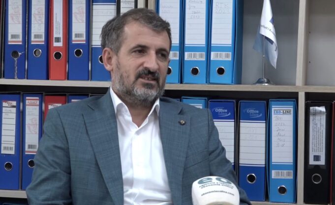 miftaraj:-kurti-dhe-vv-ja-ne-menyre-klasike-dhe-primitive-e-kane-kapur-rtk-ne