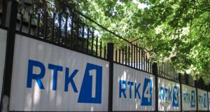 Zana Spahiu ofron dorëheqje nga pozita e u.d drejtoreshës së RTK-së zana-spahiu-ofron-doreheqje-nga-pozita-e-u.d-drejtoreshes-se-rtk-se