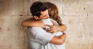 Dita Ndërkombëtare e Përqafimit dita-nderkombetare-e-perqafimit