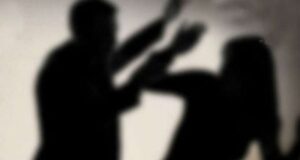 Pesë raste të dhunës në familje për 24 orë pese-raste-te-dhunes-ne-familje-per-24-ore