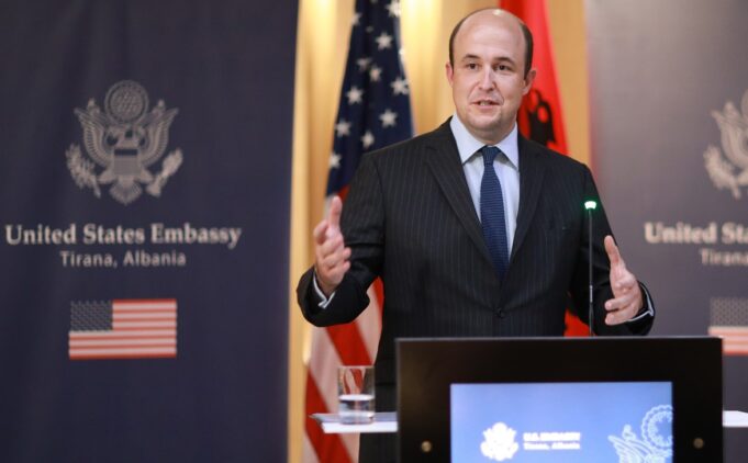 wisner-mbyll-mandatin-ne-shqiperi:-flet-per-reformen-ne-drejtesi,-mbrojtjen-e-nato-s-dhe-partneritetin-e-madh-shqiptaro-amerikan