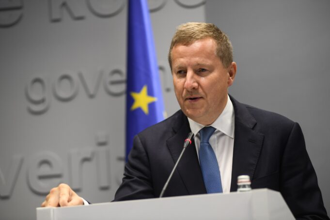 szunyog:-serbia-e-kosova-ne-be-vetem-me-normalizim-te-marredhenieve,-t’i-zbatojne-marreveshjet-sa-me-shpejt