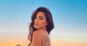 Melinda Ademi reagon ashpër ndaj DJ në koncert, video bëhet virale melinda-ademi-reagon-ashper-ndaj-dj-ne-koncert,-video-behet-virale