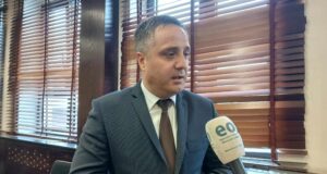 Selmanaj ia kujton VV-së sloganin “nuk jemi si ata”: Jeni ndryshe, sepse askush nuk është kaq i dëmshëm selmanaj-ia-kujton-vv-se-sloganin-“nuk-jemi-si-ata”:-jeni-ndryshe,-sepse-askush-nuk-eshte-kaq-i-demshem