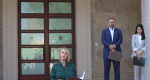 Nga rregullat e administratës, te shëndetësia, pagat në bashki dhe produktet organike – Qeveria miraton disa vendime nga-rregullat-e-administrates,-te-shendetesia,-pagat-ne-bashki-dhe-produktet-organike-–-qeveria-miraton-disa-vendime