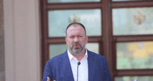 Qeveria miraton rritjen e pagave për pushtetin vendor qeveria-miraton-rritjen-e-pagave-per-pushtetin-vendor