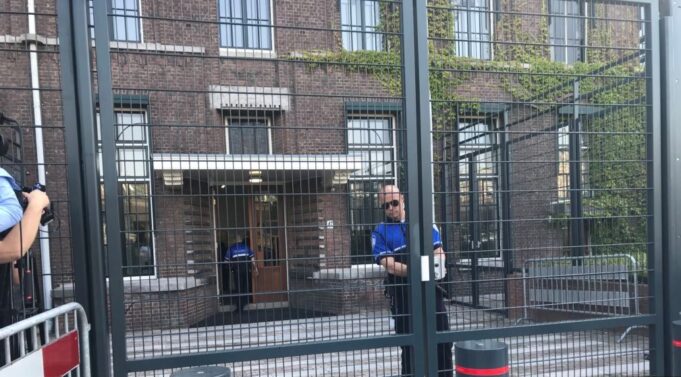 nente-vjet-nga-miratimi-i-speciales