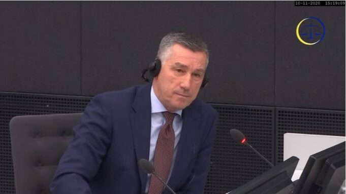 ekipit-te-mbrojtjes-se-kadri-veselit-i-shtohet-edhe-nje-avokat