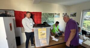 KQZ: Procesi i votimit në Himarë po ecën normalisht dhe pa problematika kqz:-procesi-i-votimit-ne-himare-po-ecen-normalisht-dhe-pa-problematika