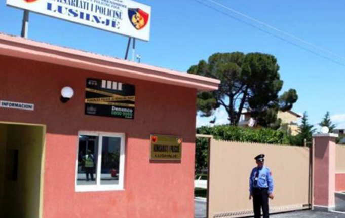 gjendet-pa-shenja-jete-60-vjecari-ne-lushnje,-dyshohet-per-asfiksi