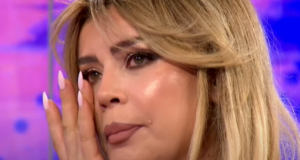 Mes lotësh, Mimoza Mustafa flet për humbjen e personit të zemrës mes-lotesh,-mimoza-mustafa-flet-per-humbjen-e-personit-te-zemres