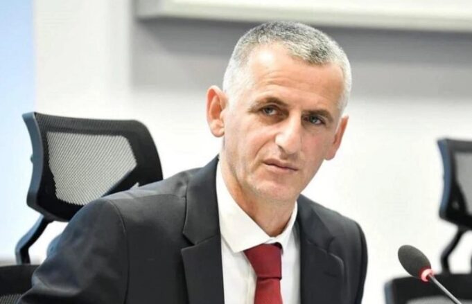 durmishi:-per-dy-tre-dite-do-ta-kemi-raportin-per-stabilitetin-e-ures-se-ibrit durmishi:-per-dy-tre-dite-do-ta-kemi-raportin-per-stabilitetin-e-ures-se-ibrit