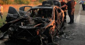 Mërgimtarit i bëhet vetura shkrumb e hi mergimtarit-i-behet-vetura-shkrumb-e-hi