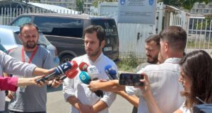 Zyrtare: Trupi i pajetë në IML është i Faton Hajrizit, është formuar komisioni për autopsinë zyrtare:-trupi-i-pajete-ne-iml-eshte-i-faton-hajrizit,-eshte-formuar-komisioni-per-autopsine