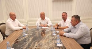 Haradinaj: AAK-ja është e hapur për bashkatdhetarët dhe e gatshme për të qenë në mbështetje të tyre haradinaj:-aak-ja-eshte-e-hapur-per-bashkatdhetaret-dhe-e-gatshme-per-te-qene-ne-mbeshtetje-te-tyre