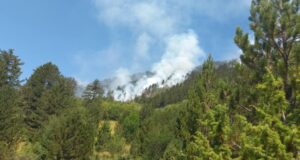 Kërkohet ndihma e KFOR-it për të ndalur zjarret në Sharr kerkohet-ndihma-e-kfor-it-per-te-ndalur-zjarret-ne-sharr