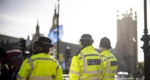 Sulm me thikë në Londër, plagosen një grua dhe një vajzë 11-vjeçare sulm-me-thike-ne-londer,-plagosen-nje-grua-dhe-nje-vajze-11-vjecare