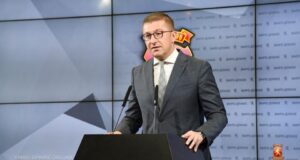 Mickoski për Marrëveshjen e Ohrit: As shqiptarët e as maqedonasit s’ishin të kënaqur me të mickoski-per-marreveshjen-e-ohrit:-as-shqiptaret-e-as-maqedonasit-s’ishin-te-kenaqur-me-te