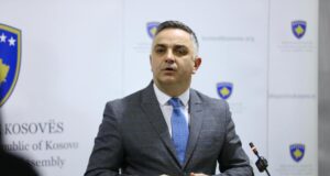 Tahiri: Kurti mashtrues i sofistikuar, dëshiron të mos diskutohet për dështimet e tij tahiri:-kurti-mashtrues-i-sofistikuar,-deshiron-te-mos-diskutohet-per-deshtimet-e-tij