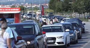 Shtohet fluksi i automjeteve në dalje të pikave kufitare, në Merdar po pritet deri në 4 orë shtohet-fluksi-i-automjeteve-ne-dalje-te-pikave-kufitare,-ne-merdar-po-pritet-deri-ne-4-ore