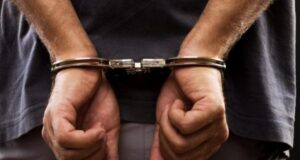Arrestohet 40-vjeçari, dyshohet për sulm seksual ndaj të miturës arrestohet-40-vjecari,-dyshohet-per-sulm-seksual-ndaj-te-mitures