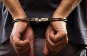 Arrestohet 40-vjeçari, dyshohet për sulm seksual ndaj të miturës arrestohet-40-vjecari,-dyshohet-per-sulm-seksual-ndaj-te-mitures