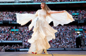 Pas ngjarjes famëkeqe në Vjenë, Taylor Swift bën rikthimin në turne me koncert madhështor në Wembley të Londrës pas-ngjarjes-famekeqe-ne-vjene,-taylor-swift-ben-rikthimin-ne-turne-me-koncert-madheshtor-ne-wembley-te-londres