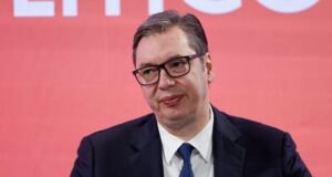 Vuçiç: Pres që KFOR-i ta mbajë fjalën se pa marrëveshje s’do të hapet ura e Ibrit vucic:-pres-qe-kfor-i-ta-mbaje-fjalen-se-pa-marreveshje-s’do-te-hapet-ura-e-ibrit