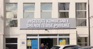 Dy vdekje dhe 177 raste pozitive për një javë me COVID-19 dy-vdekje-dhe-177-raste-pozitive-per-nje-jave-me-covid-19