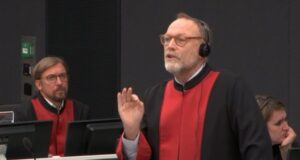 Ben Emmerson s’do të jetë më avokat i Kadri Veselit ben-emmerson-s’do-te-jete-me-avokat-i-kadri-veselit