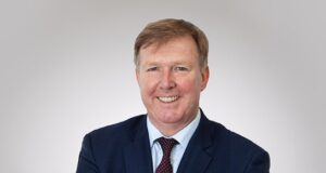 Rodney Dixon emërohet kryeavokat i ri i Kadri Veselit rodney-dixon-emerohet-kryeavokat-i-ri-i-kadri-veselit