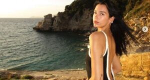 Dua Lipa feston ditëlindjen sot dua-lipa-feston-ditelindjen-sot