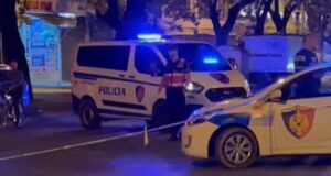 Plagosje me kaçavidë në Tiranë, policia po heton ngjarjen plagosje-me-kacavide-ne-tirane,-policia-po-heton-ngjarjen