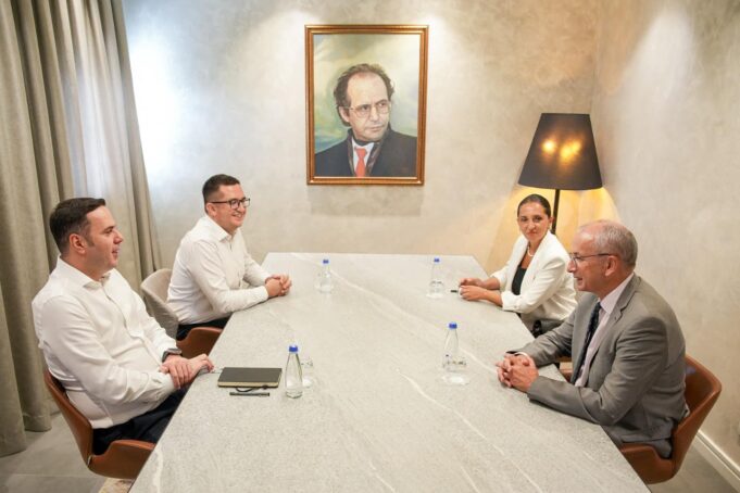 abdixhiku-ne-takim-lamtumires-me-shefin-e-osbe-se-ne-kosove,-e-falederon-per-mbeshtetjen-ndaj-vendit