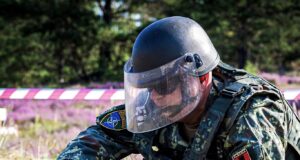 NATO certifikon ekspertët shqiptarë të asgjësimit të mjeteve shpërthyese nato-certifikon-ekspertet-shqiptare-te-asgjesimit-te-mjeteve-shperthyese