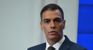 Hungaria ‘shpërthen’ në Spanjë pasi lidhjet me Rusinë i prishën ofertën për gjigantin e trenave hungaria-‘shperthen’-ne-spanje-pasi-lidhjet-me-rusine-i-prishen-oferten-per-gjigantin-e-trenave