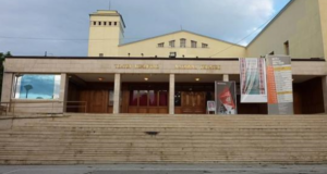 Prishtinë: Haset një person i shtrirë në rrugë, policia dhe ambulanca në vendngjarje prishtine:-haset-nje-person-i-shtrire-ne-rruge,-policia-dhe-ambulanca-ne-vendngjarje