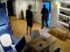 Policia spanjolle arreston tre persona, për bastisje në ‘të paktën 22’ shtëpi luksoze në Ibiza policia-spanjolle-arreston-tre-persona,-per-bastisje-ne-‘te-pakten-22’-shtepi-luksoze-ne-ibiza