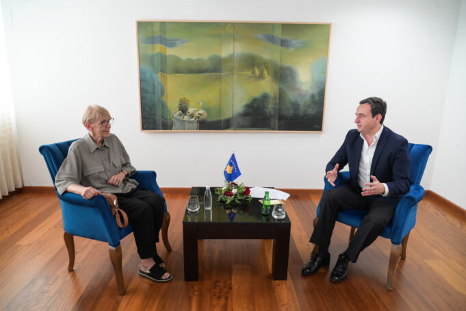 kurti-pret-ne-takim-biserkon-e-canakun:-serbia-planifikon-zhvendosjen-e-serbeve-te-kosoves-ne-sanxhak