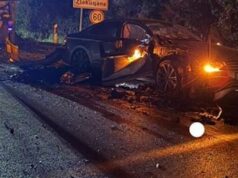 Aksidentohen dy vetura e një traktor në Zllakuqan të Klinës, lëndohen tre persona aksidentohen-dy-vetura-e-nje-traktor-ne-zllakuqan-te-klines,-lendohen-tre-persona