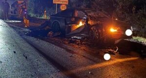 Aksidentohen dy vetura e një traktor në Zllakuqan të Klinës, lëndohen tre persona aksidentohen-dy-vetura-e-nje-traktor-ne-zllakuqan-te-klines,-lendohen-tre-persona