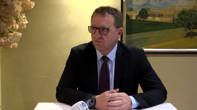 minister-svecla,-eshte-koha-te-zgjohesh