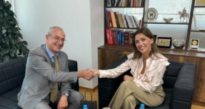 Shefi i OSBE-së zotohet për mbështetje në reformën e drejtësisë shefi-i-osbe-se-zotohet-per-mbeshtetje-ne-reformen-e-drejtesise