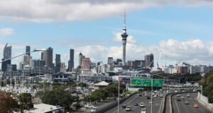 Zelandë e Re: Kostot e jetesës largojnë një numër rekord të rinjsh zelande-e-re:-kostot-e-jeteses-largojne-nje-numer-rekord-te-rinjsh
