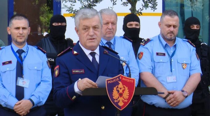 jep-doreheqjen-muhamet-rrumbullaku