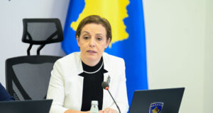 Gërvalla: Mbyllet pika në Bërnjak, serbë të maskuar po ndalojnë edhe veturat me regjistrim gjerman gervalla:-mbyllet-pika-ne-bernjak,-serbe-te-maskuar-po-ndalojne-edhe-veturat-me-regjistrim-gjerman