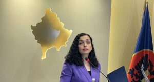 “Nuk më heqin qafe edhe aq lehtë”, thotë Vjosa Osmani kur pyetet nëse do të vazhdojë të jetë në politikë “nuk-me-heqin-qafe-edhe-aq-lehte”,-thote-vjosa-osmani-kur-pyetet-nese-do-te-vazhdoje-te-jete-ne-politike