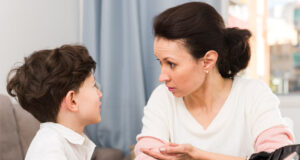 Shuplakat, a i disiplinojnë fëmijët? shuplakat,-a-i-disiplinojne-femijet?