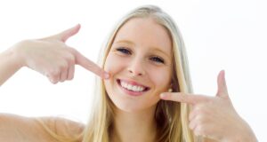 Kufizohuni në këto ushqime nëse doni dhëmb të shëndetshëm kufizohuni-ne-keto-ushqime-nese-doni-dhemb-te-shendetshem