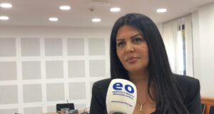 Krasniqi: Është vonë që presidentja Osmani të distancohet nga Kurti krasniqi:-eshte-vone-qe-presidentja-osmani-te-distancohet-nga-kurti